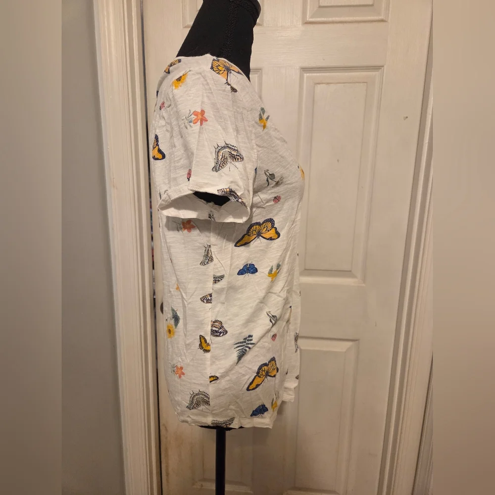 Lucky Brand White Floral Butterfly Tee - Picture 3 of 5